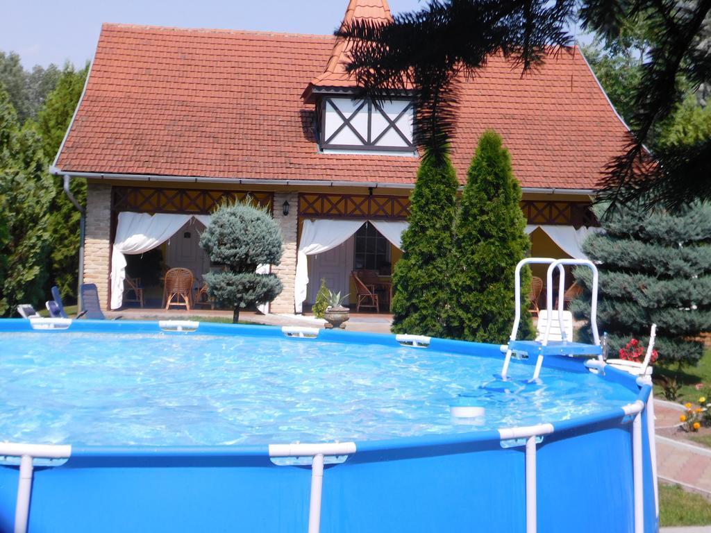 Apartman I Sobe Nikolas Palić Exterior foto