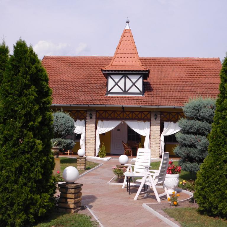 Apartman I Sobe Nikolas Palić Exterior foto