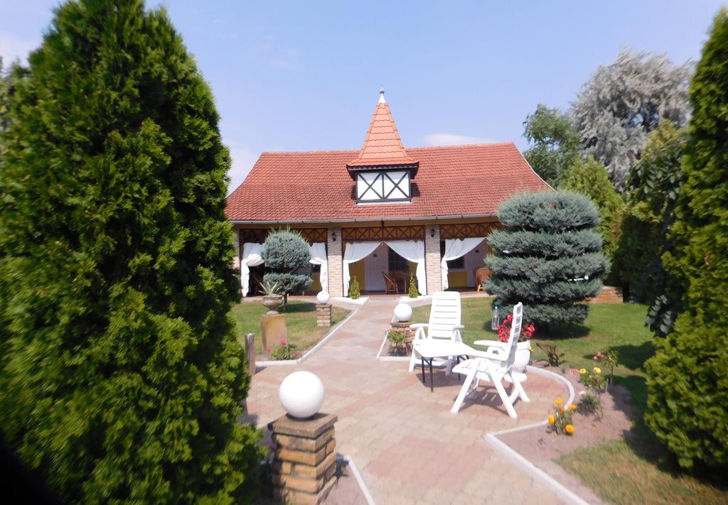 Apartman I Sobe Nikolas Palić Exterior foto